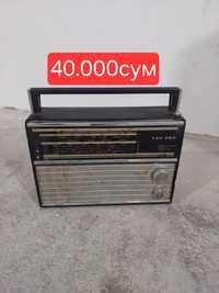 Ретро радиомагнитофон VEF-202