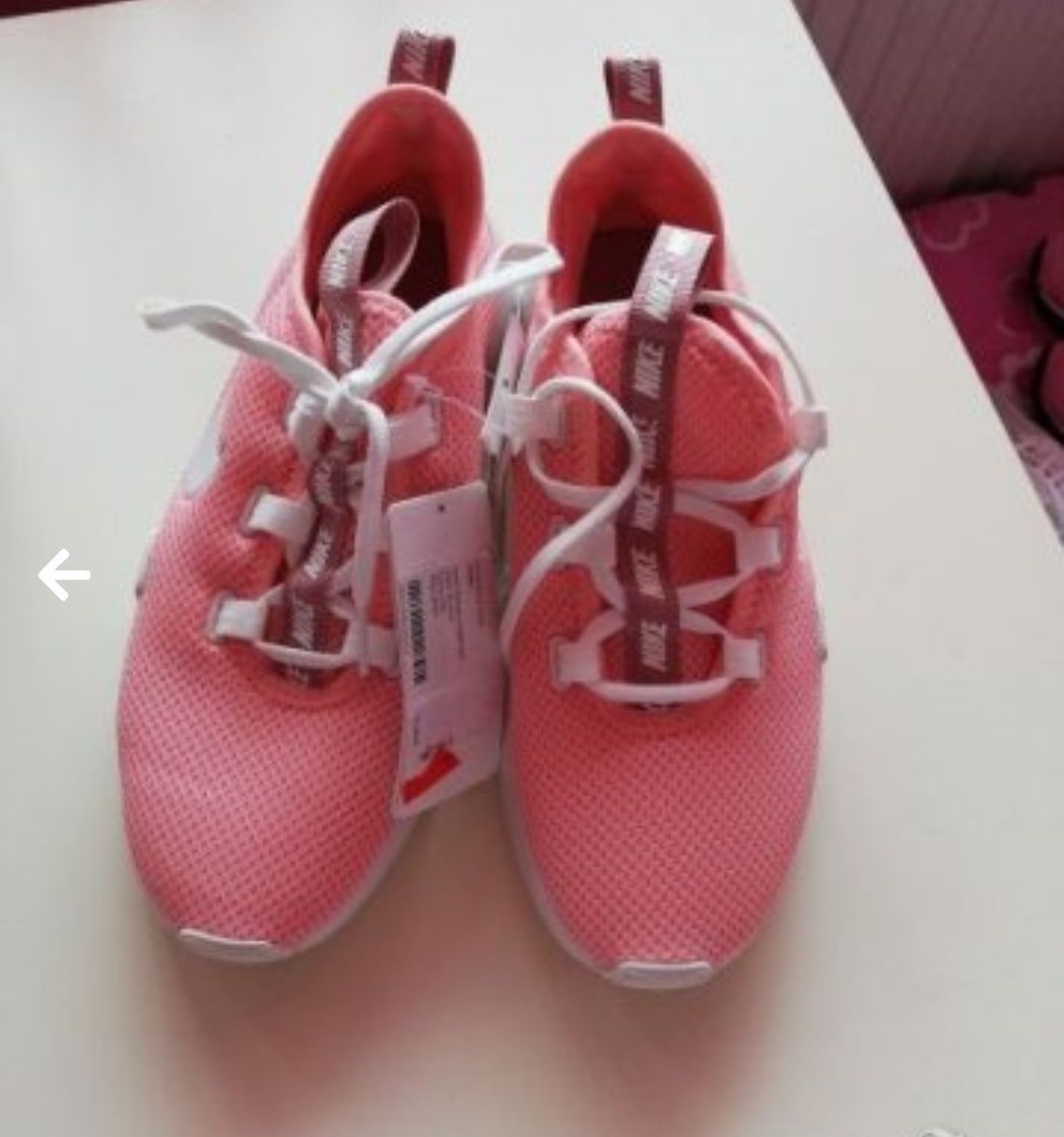 Нови дамски оригинални маратонки NIKE