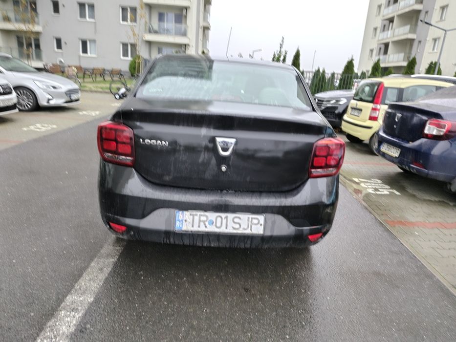Vând Dacia Logan 2017
