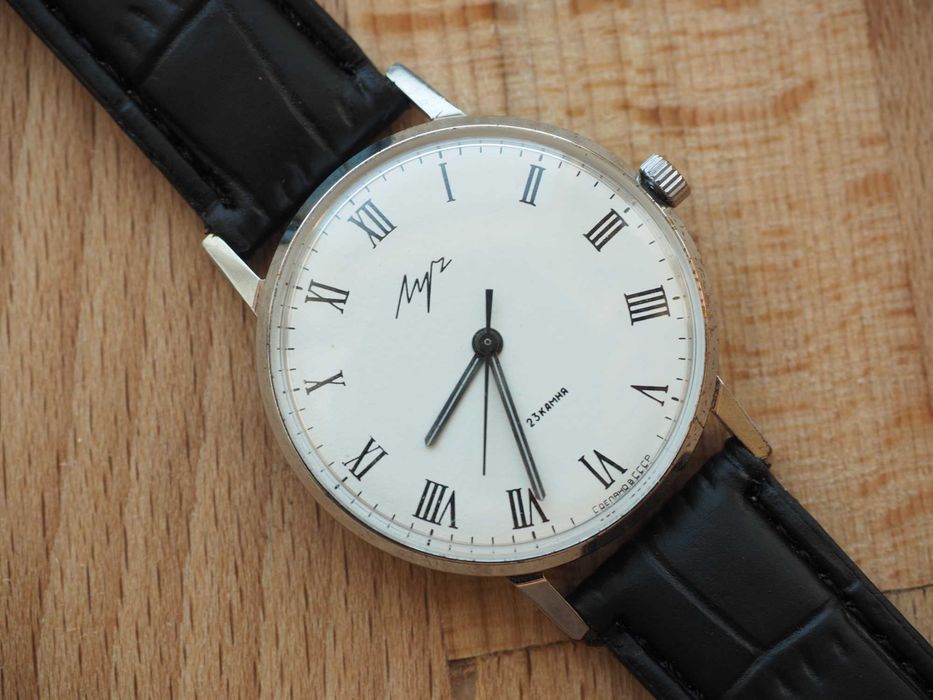 Ceas sovietic mecanic „Luch”, ca nou, 35 mm, unisex, URSS retro