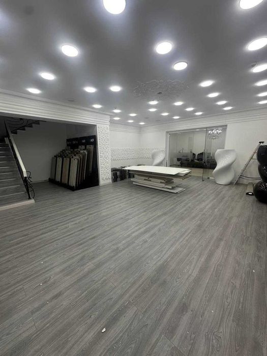 Панорамный фасад + топ-локация | GABUS, 503 м² для вашего бизнеса