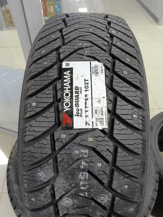 Новые зимние шины с шипами Yokohama Ice Guard IG65 265/50 R22 112 T