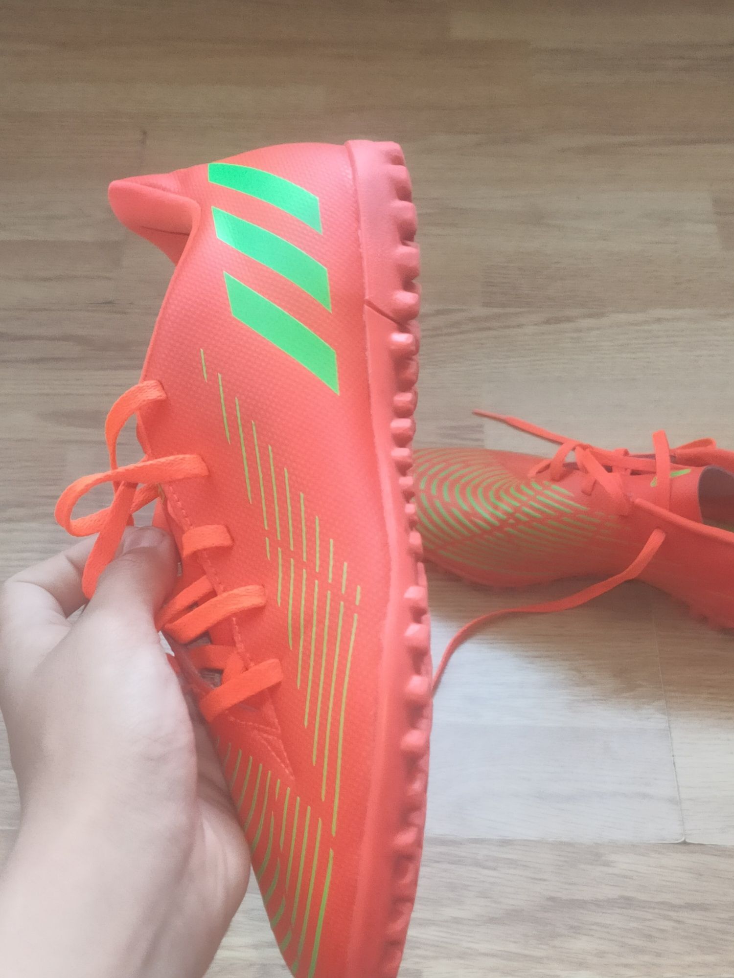 Ghete de fotbal Adidas Predator