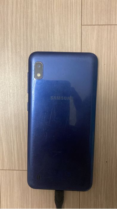 Samsung a10.