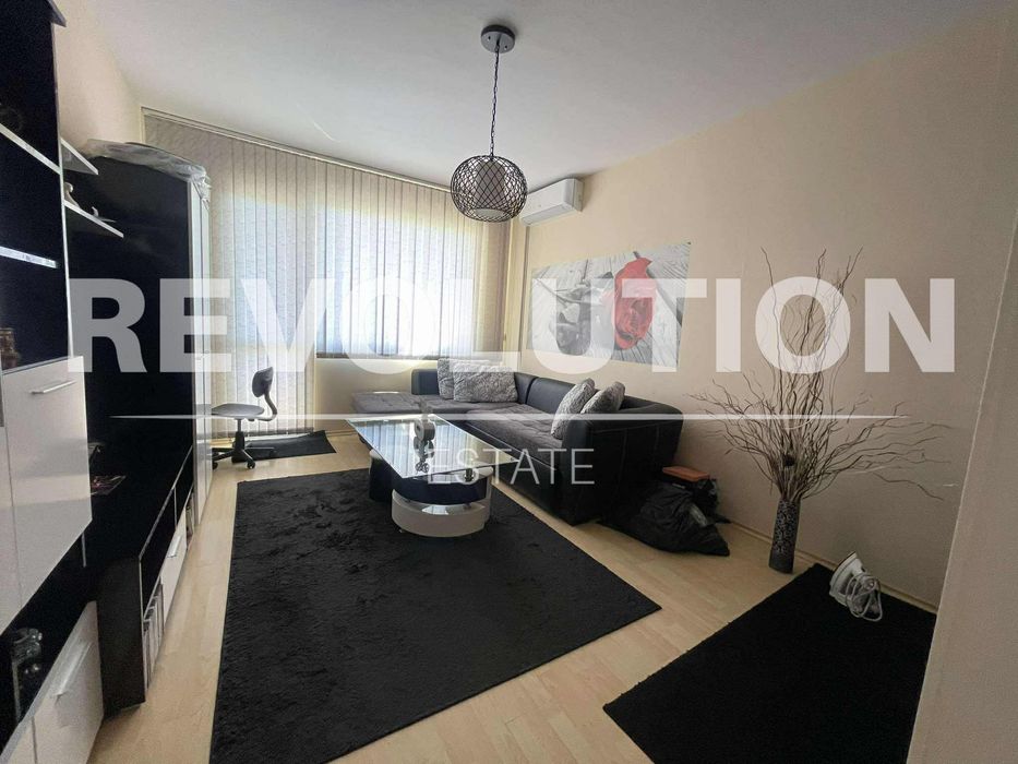 Двустаен апартамент в района на Младост 1!