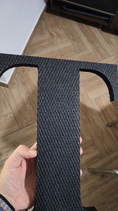 Litere volumetrice polistiren