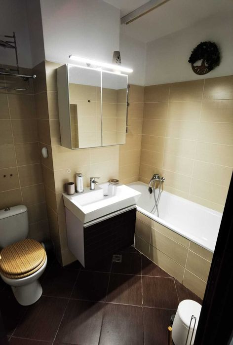 Apartament 2 camere, balcon, 430 EUR, parc Brancusi, loc parcare