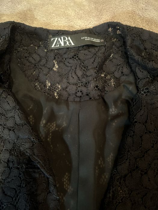 Късо дантелено сако