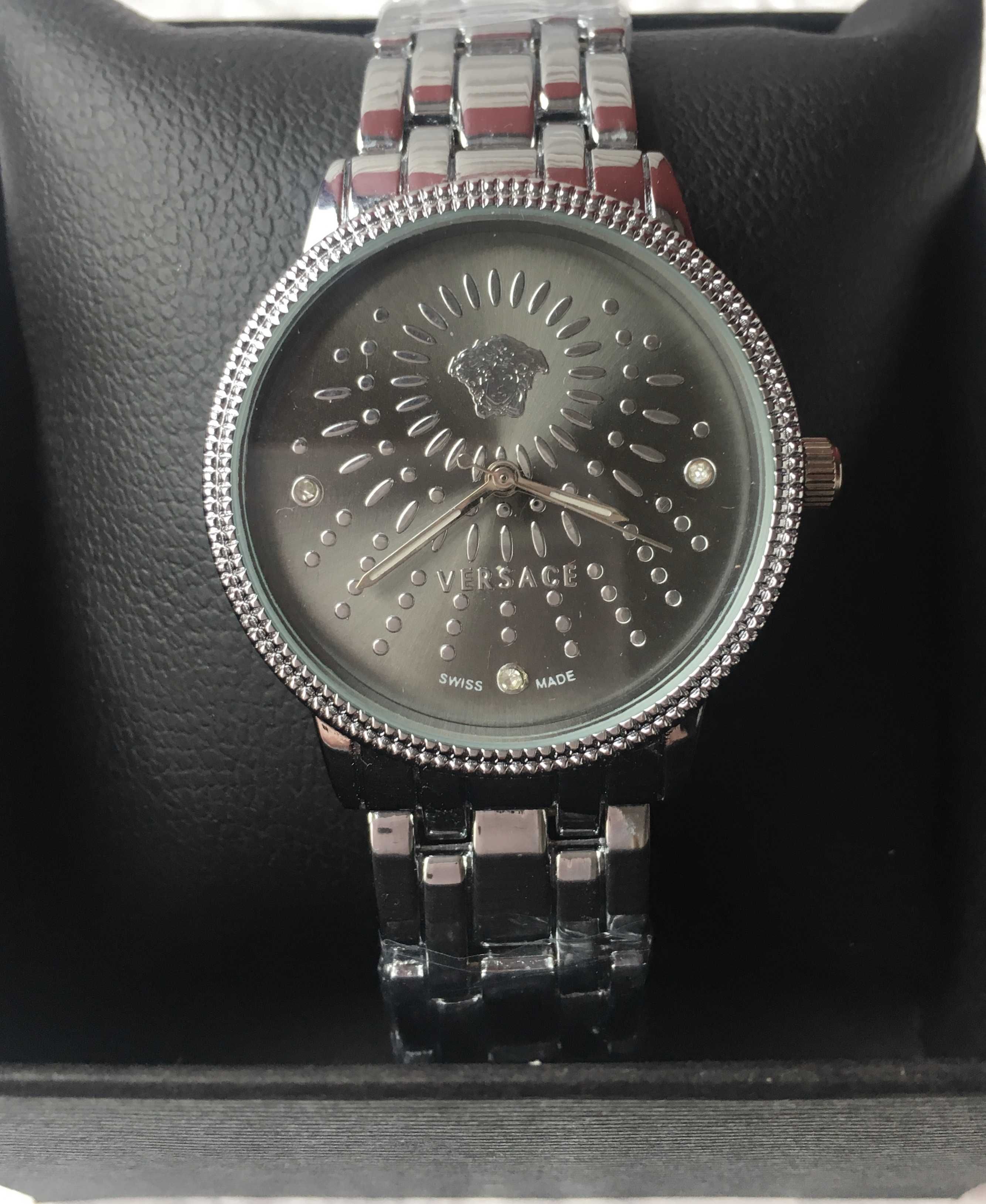 Versace Дамски часовник  VE 12
