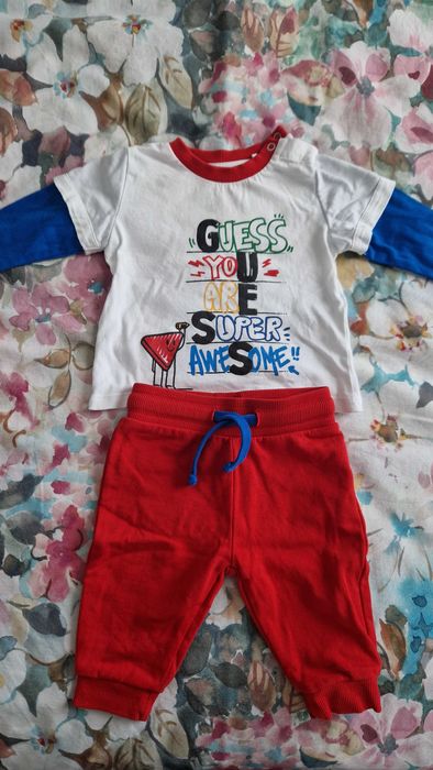Бебешки дрехи на GUESS
