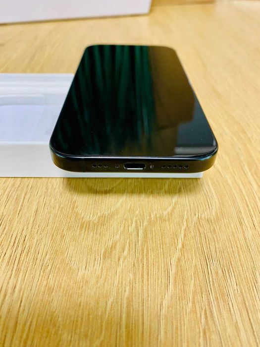 НОВ !!! Apple iPhone 16 Pro, 256GB, 5G, Black Titanium, 100%