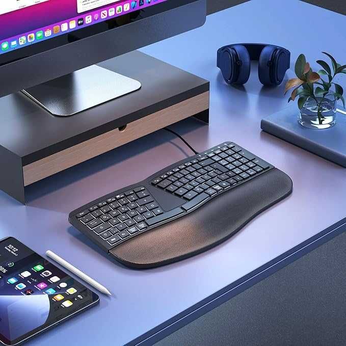 Ергономична , осветена, кабелна клавиатура с поставка за китката