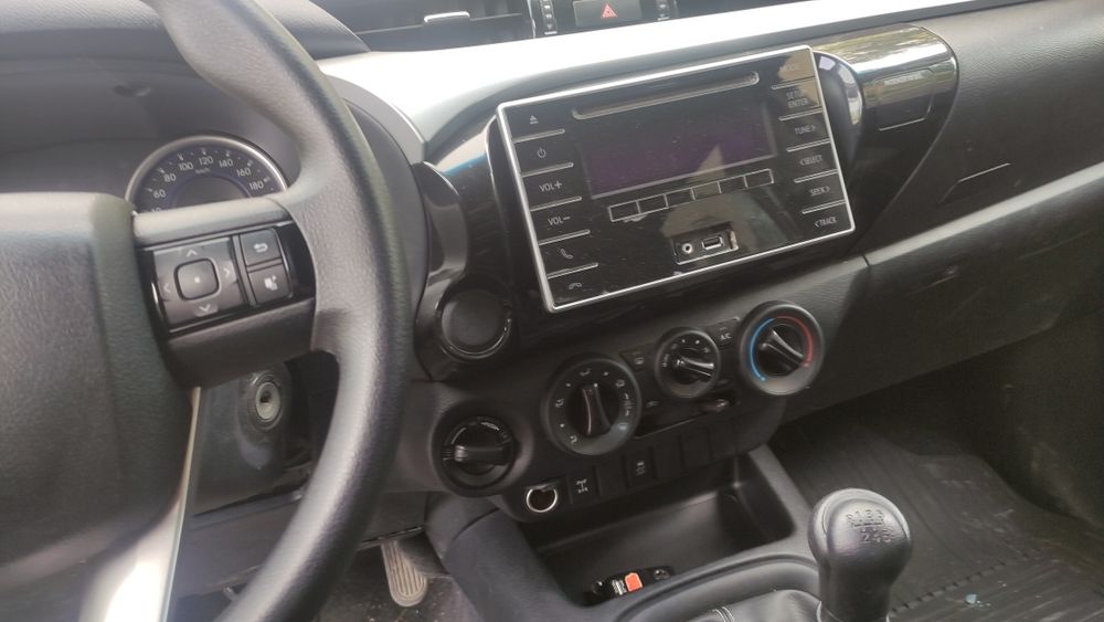Toyota hilux 2017 , motor 9000 km.
