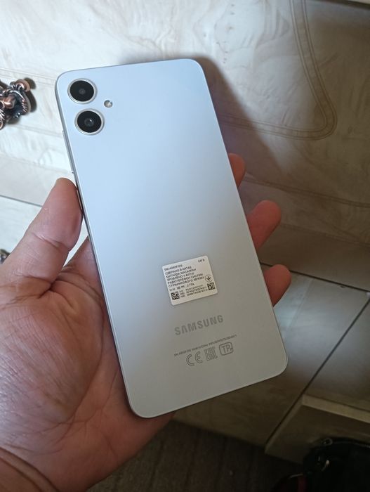 В продаже Samsung A05