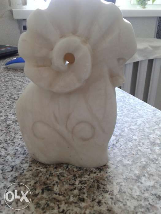 статуэтка мраморная