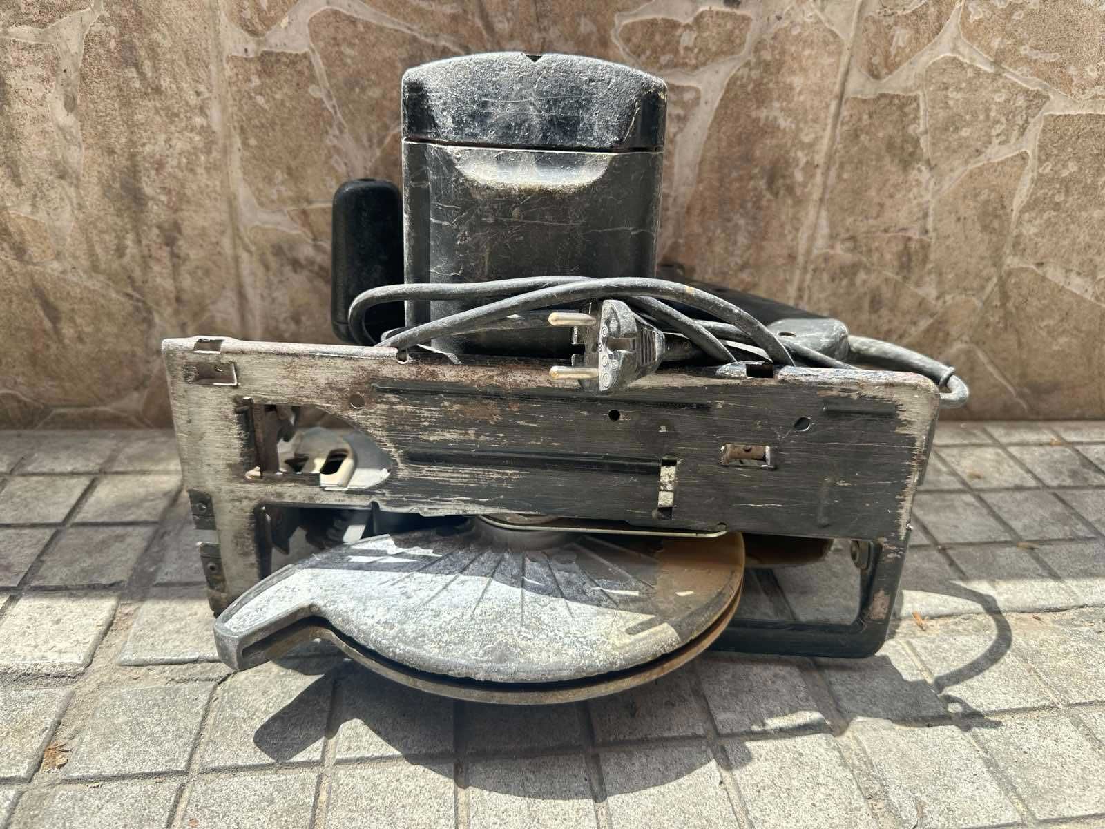 Ръчен циркуляр SKILSAW 1865U2