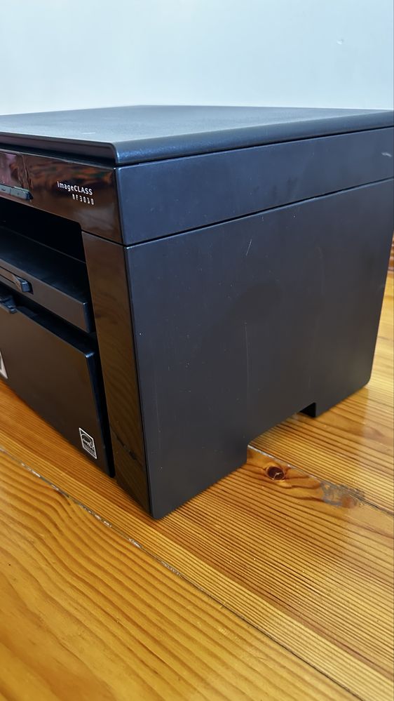 принтер  canon 3010  3/1  sotiladi kam ishlaga-6800 list chiqargan