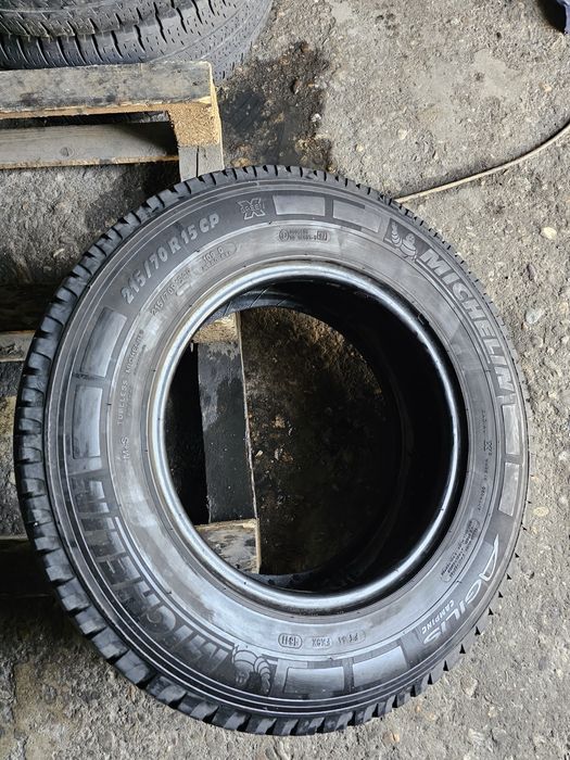 2 anvelope M&S 215 70 15C Michelin Agilis