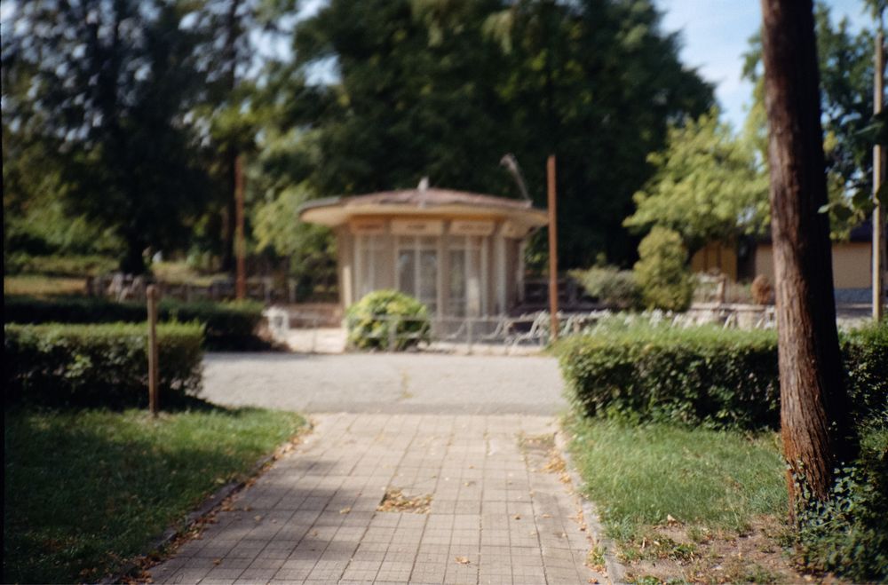 Лентов фотоапарат Yashica T3