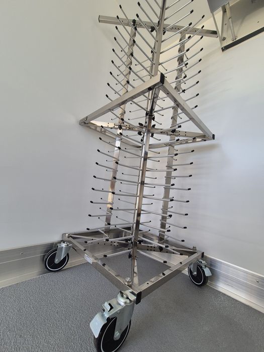 Cub frigorifica/ remorca frigorifica de inchiriat