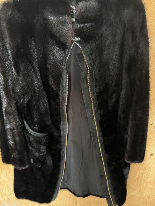 Продам норковую шубу