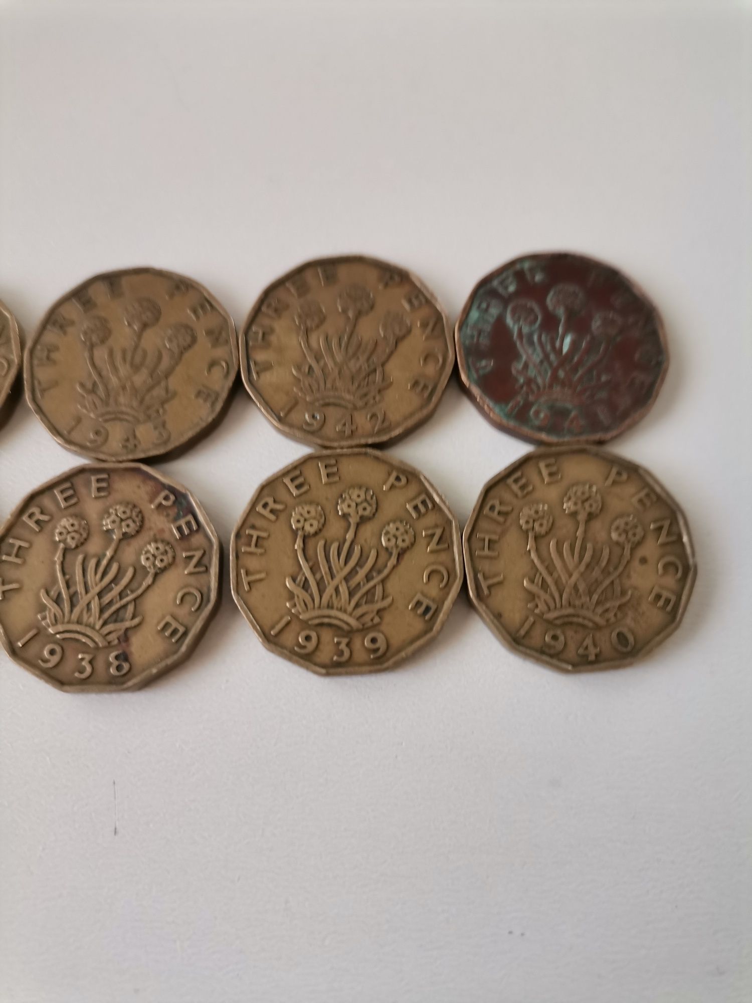 Три пенса.Англ.монети