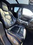 Interior porsche cayenne negru scaune banchete  panouri usi