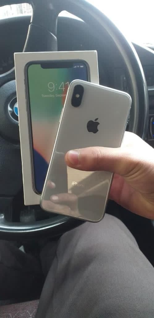 iPhone x с гарантией