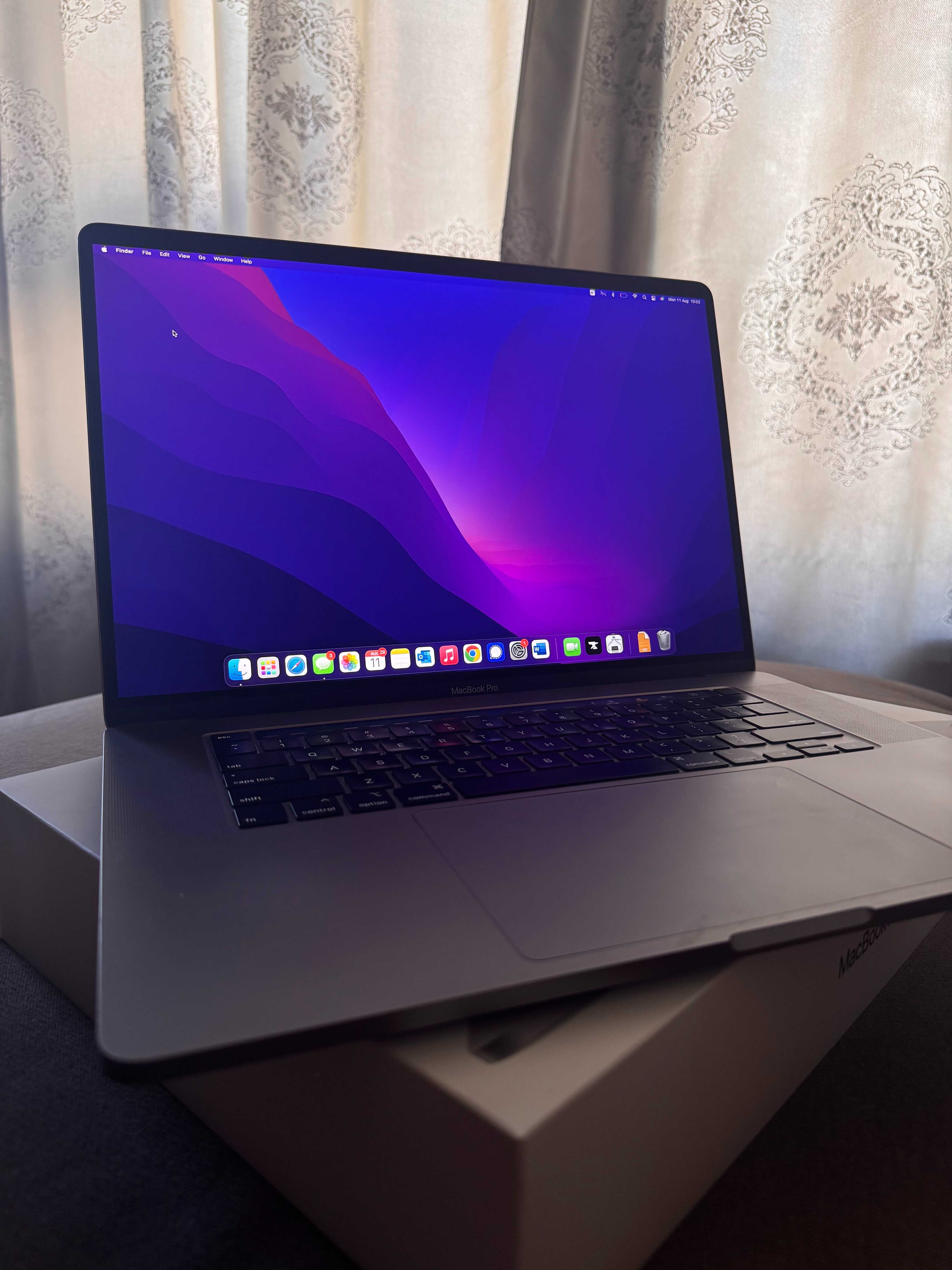 MacBook Pro 16" 2019 - i7 / 16GB / 1TB SSD | Отлично състояние