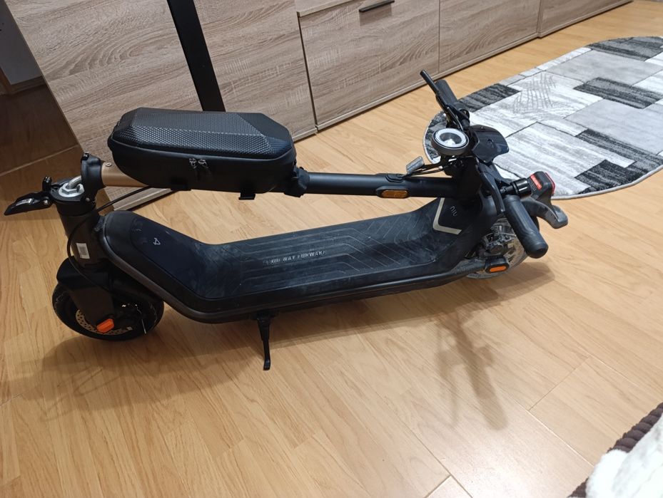 Trotinetă electrică Niu KQI3