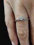 Inel Teilor Aur alb 18k Gr 2,58 cu diamant 0,15 Ct cod unic 344