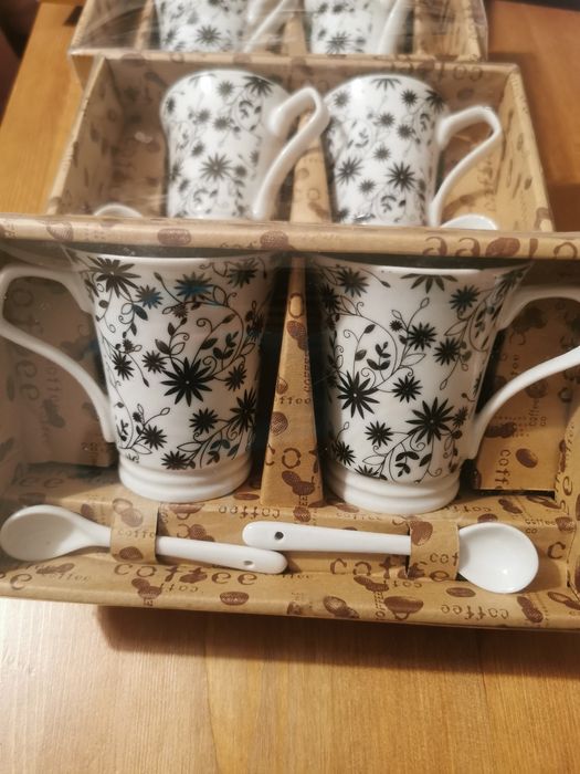 Set 6 căni ceramică cu linguriță NOU