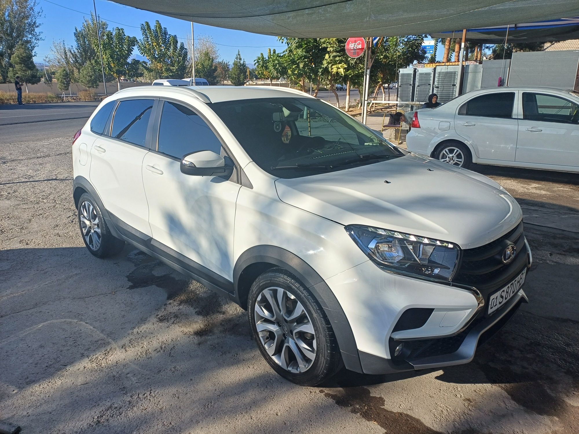 LADA XRAY Cross 2020 года.