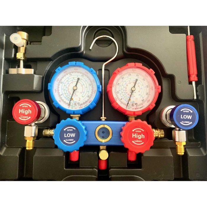 Set manometre pentru verificat freon în instalații frigotehnice 2 căi