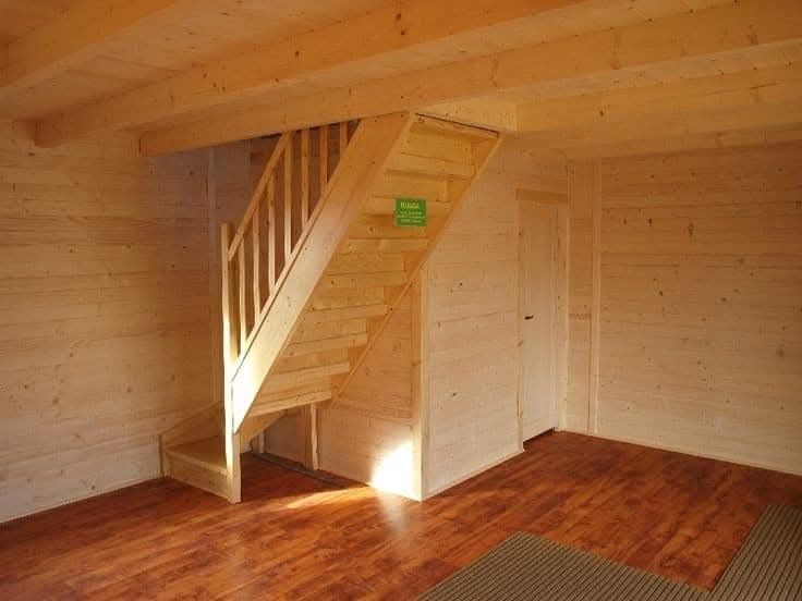 Vând căsuțe din lemn