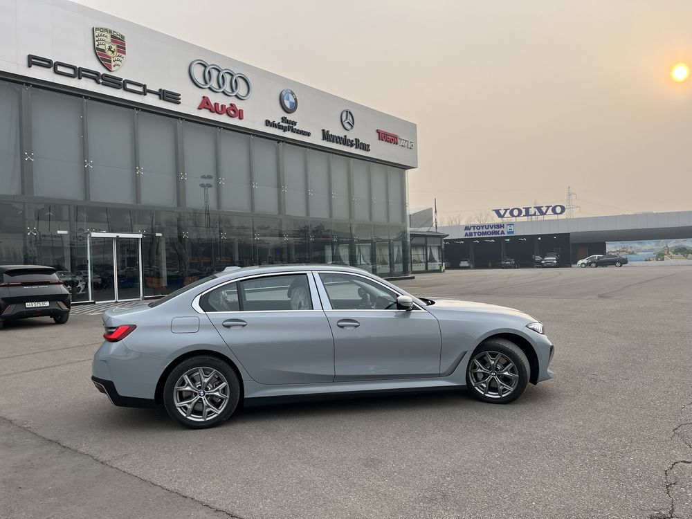 BMW i3 eDrive 35 L . 2025 Restyling. Nardo grey. В Ташкенте наличии.