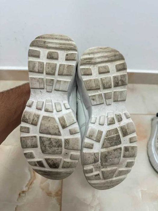 Teniși Reserved albi 37-38, versatili, purtați puțin
