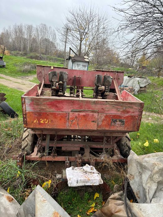 Картофосеялка двуредова