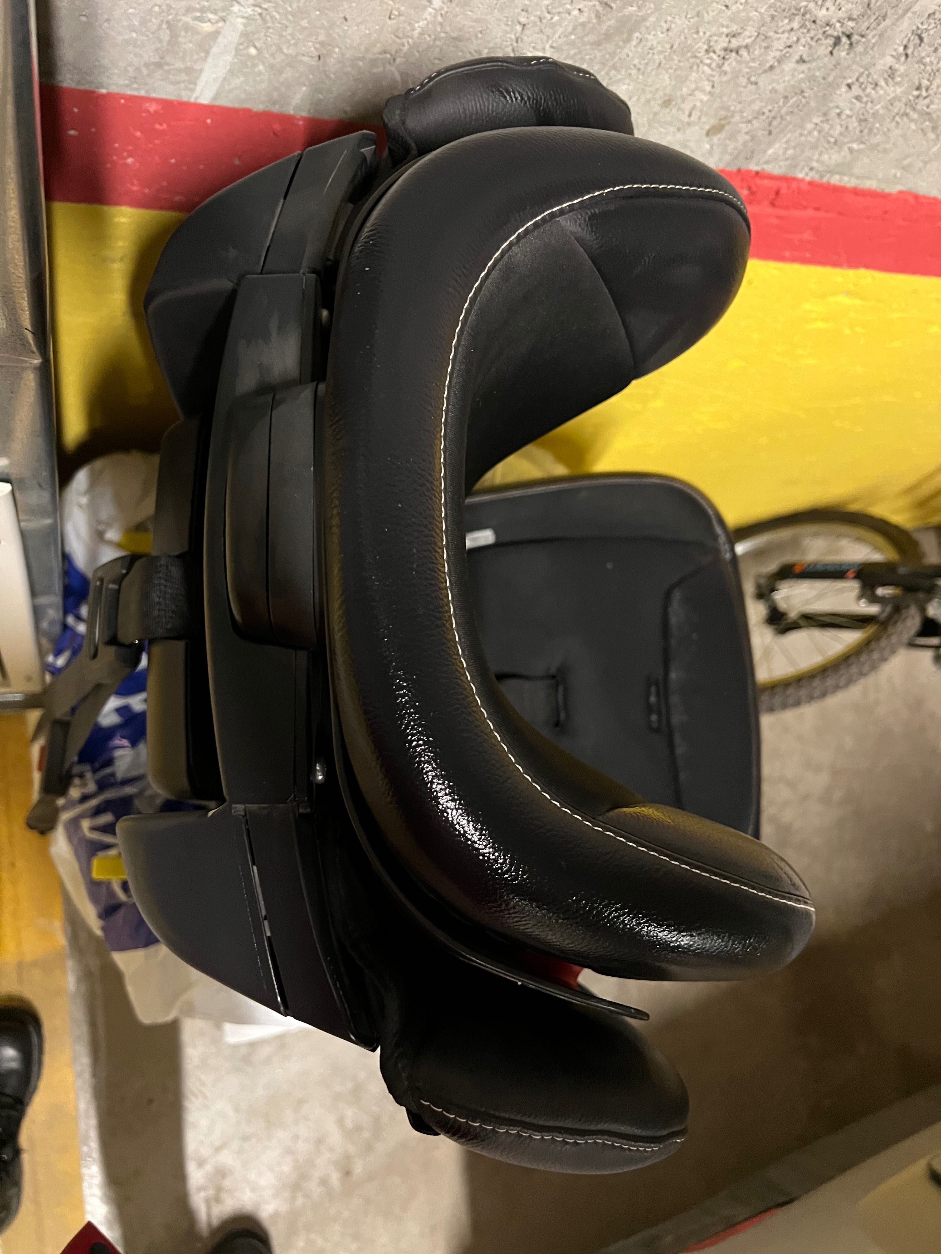 Столче за кола Peg Perego Viaggio Via, 9-36 kg с Isofix