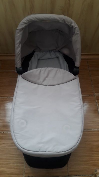 продам детскую автолюлка GRACO, CHICCO