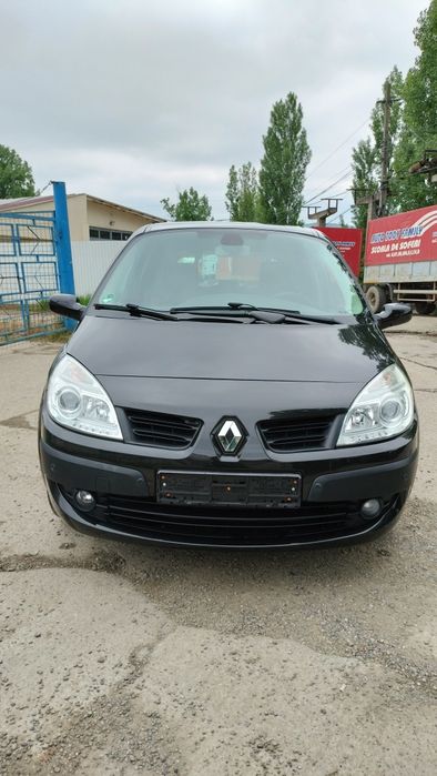 Renault scenic 
PRET R