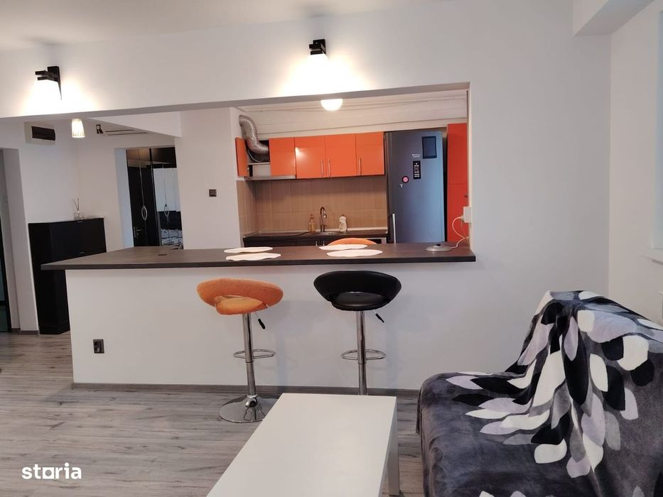 Inchiriez apartament 3 camere