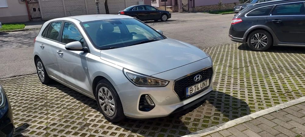 Hyundai I30 La pretul afisat se adauga TVA deductibil.