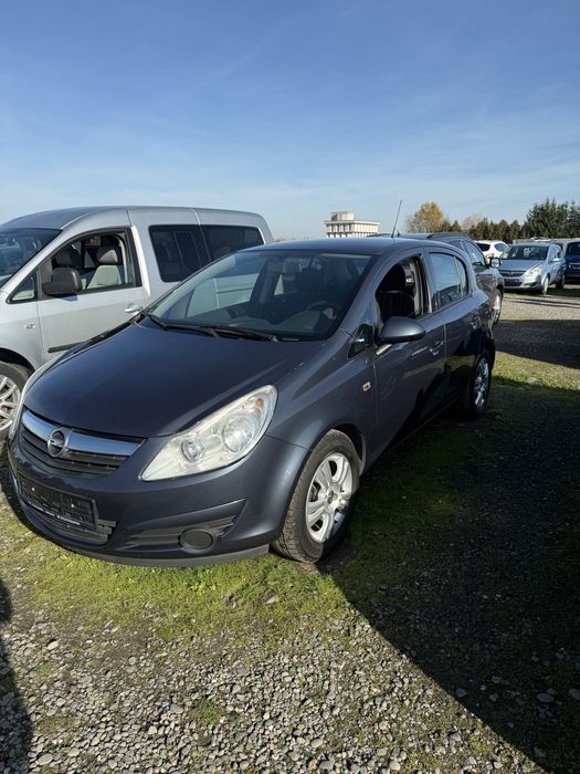 Opel Corsa 2010 1.2 benzina