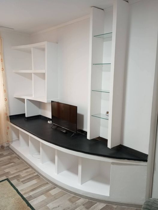 Apartament cu două camere  de închiriat
