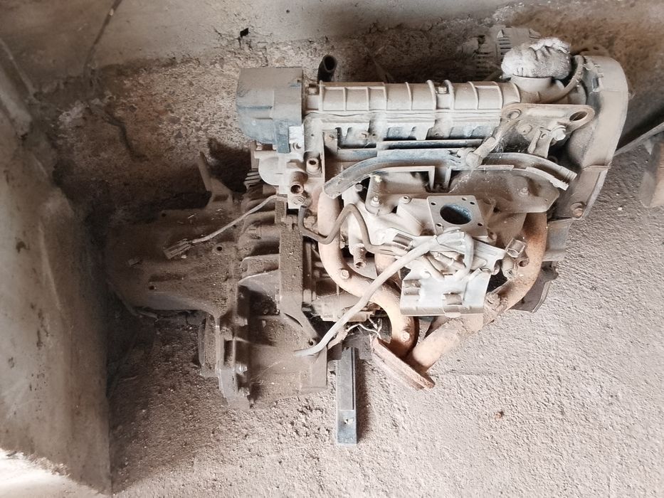Продается мотор и коробка