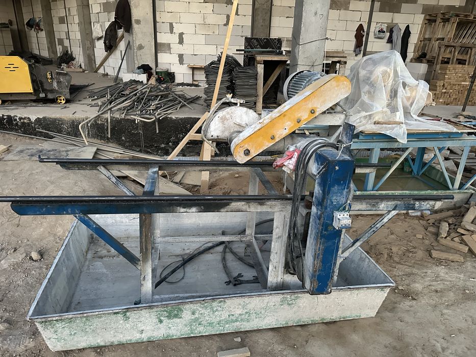 Mramor granit tosh kesadigan stanok sotiladi