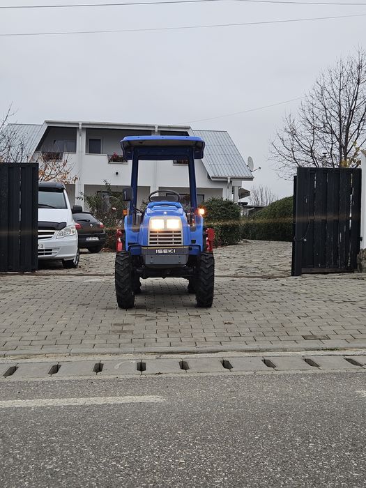Tractor tractoras minitractor  iseki seal 19 freza