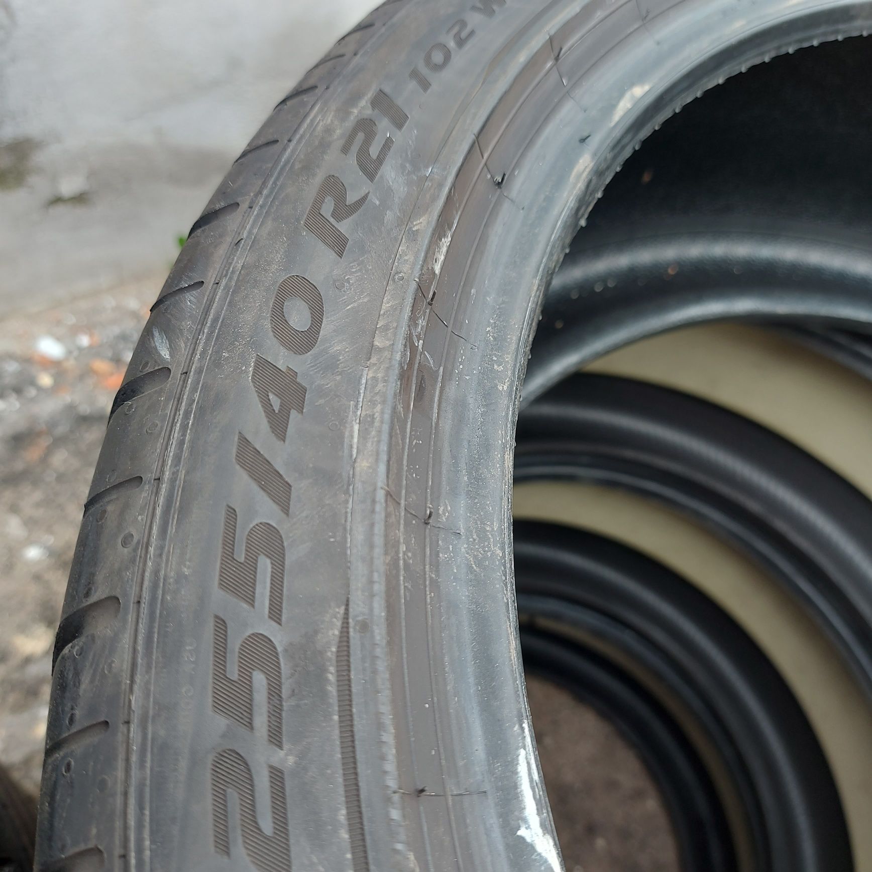 255/40/21"pirelli 4бр.гуми дот2021