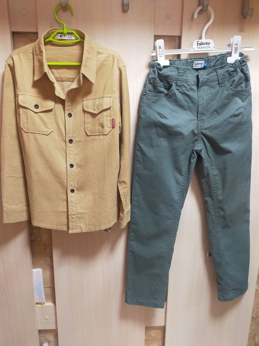 Продам детские вещи брюки, футболки